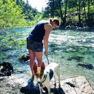 Meet your Posher, Kayla